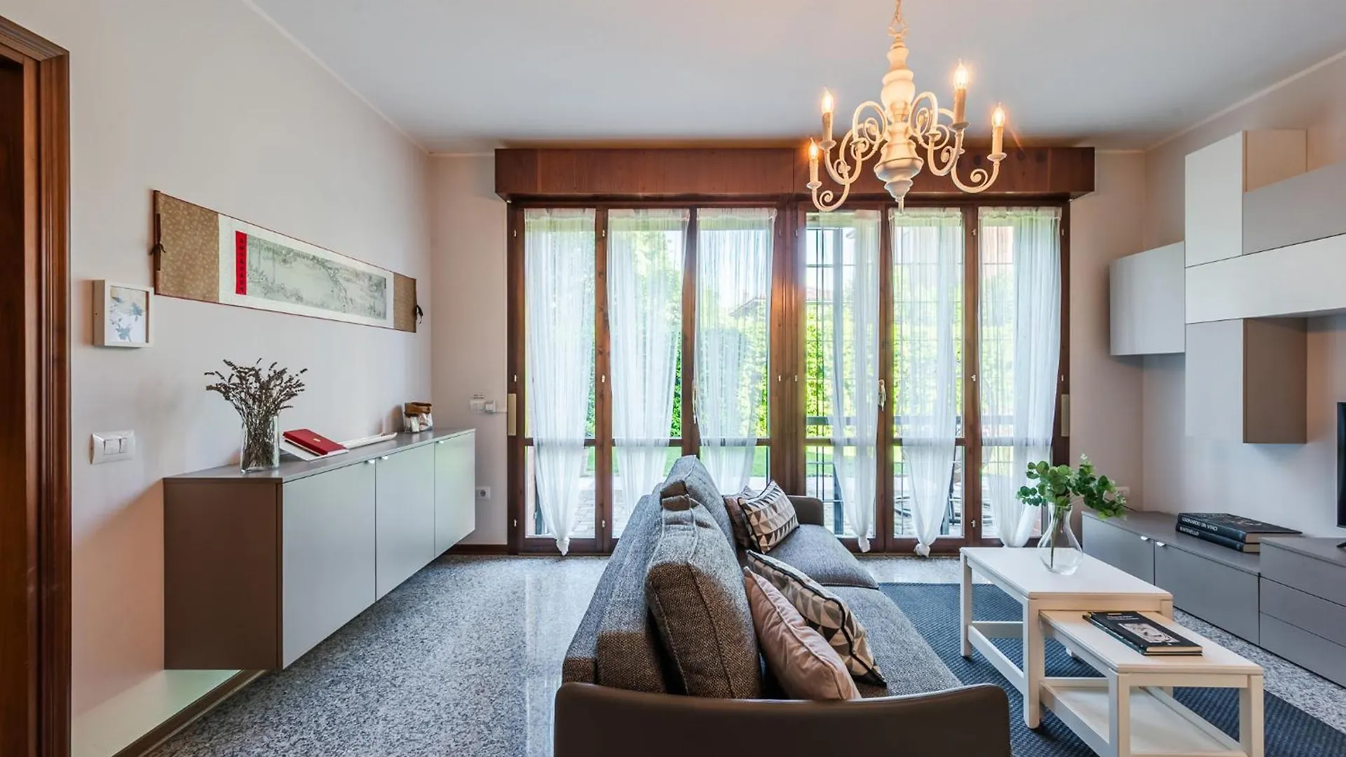 Modena Garden Retreat, 5 Min Dal Centro Con Garage Lejlighed Italien